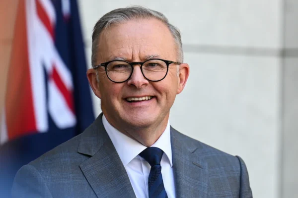 2025 Australian Election, Labor Party Clean Energy Mandate Begins