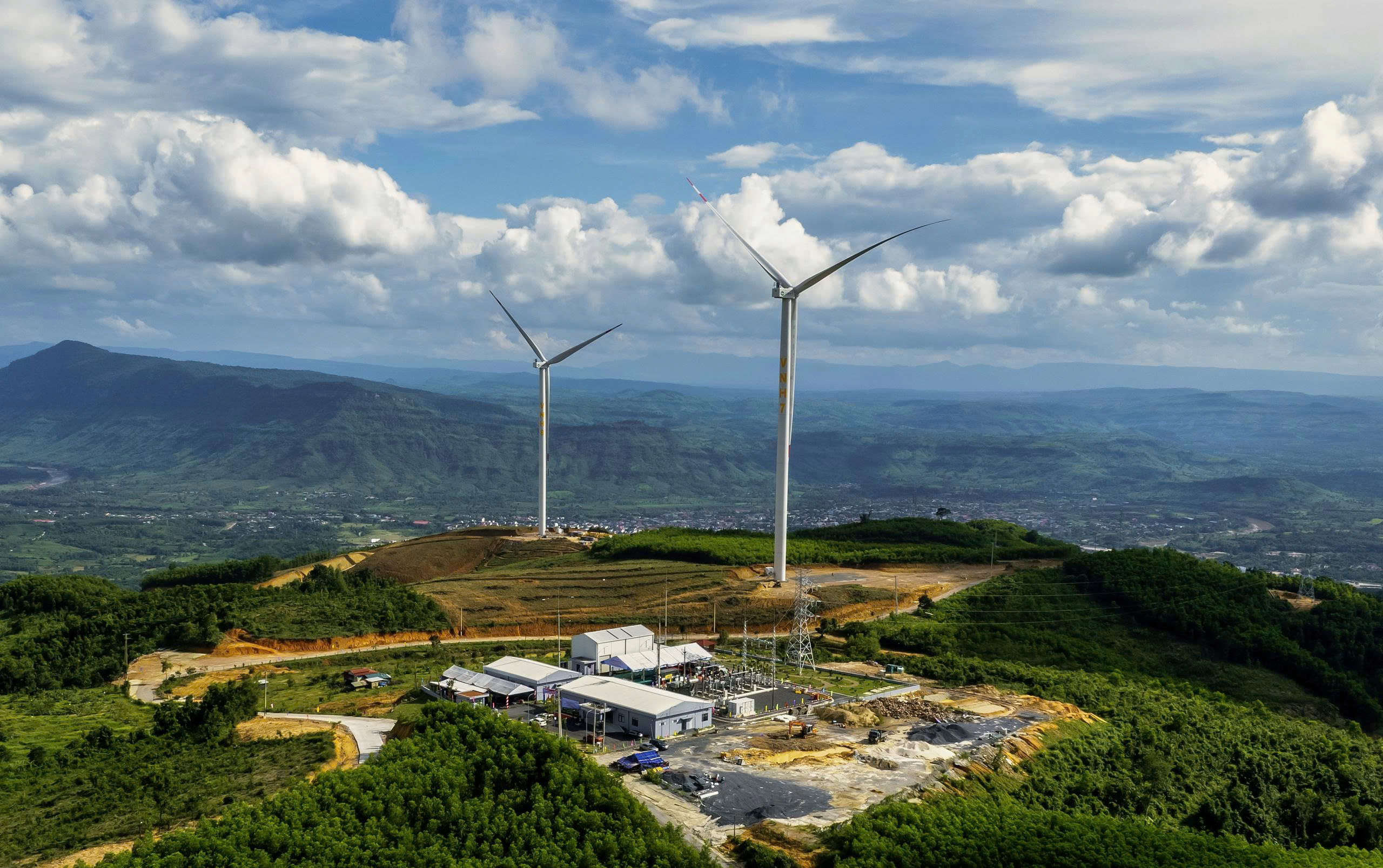 Shizen Energy wind project Vietnam turbines in Quang Tri Province generating clean energy